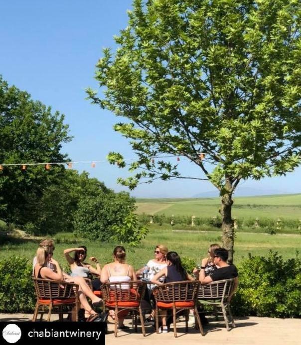 Chabiant Guesthouse Chateau Monolit Ikinci Yeniyol Bagian luar foto